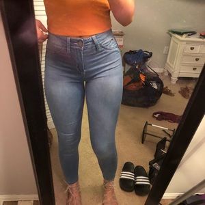 YMI Luxe Anklet Skinny Jeans